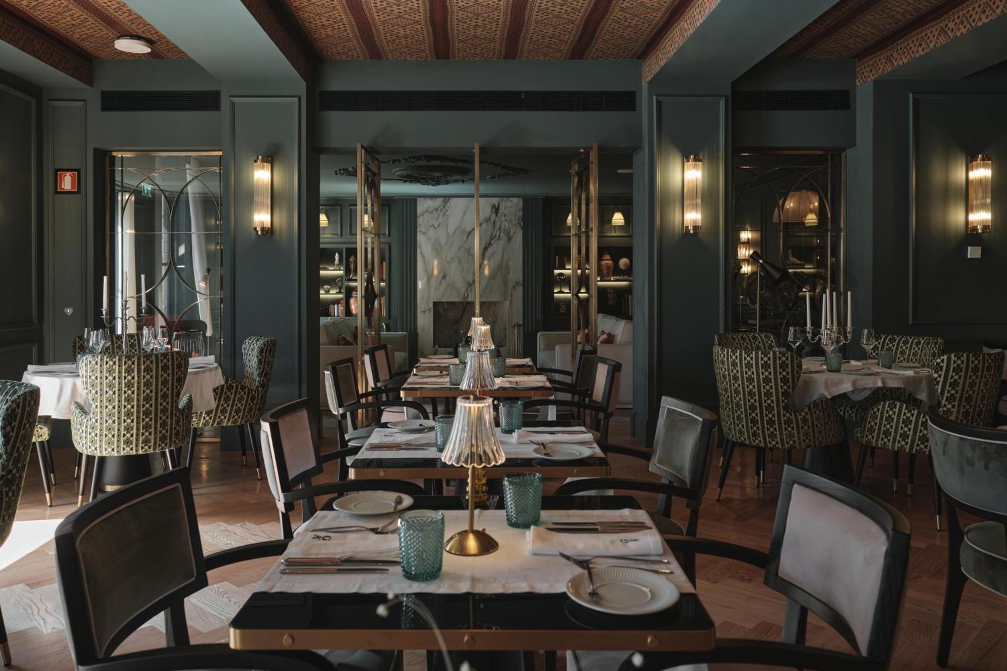 Ga Palace Hotel & Spa, A Xixth-Century Villa Porto Exterior photo The restaurant's interior